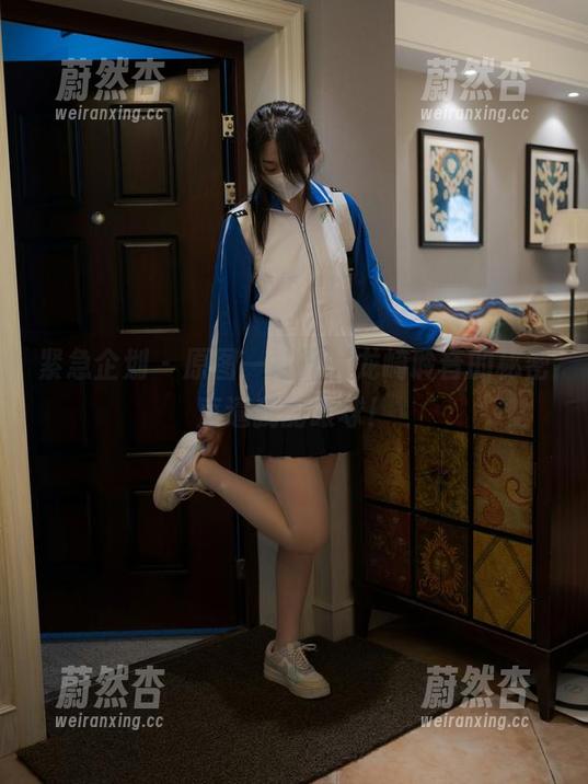 紧急企划-龙崎聆音 紧急企划 - 原图一打开,龙崎聆音的秘密直逼我的眼球!