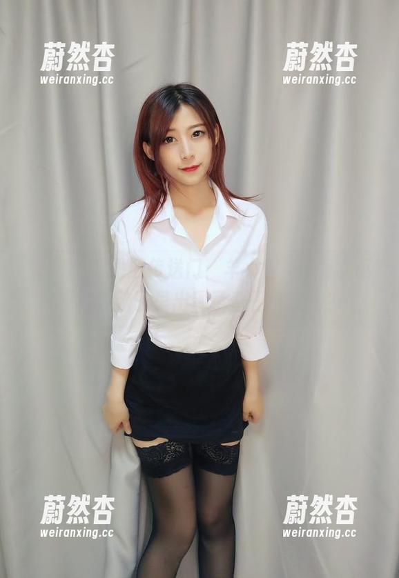 羊小雪juvia 微密圈 - 图册传送门:羊小雪juvia女巫舰长,脑子里出现了奇怪的联想?