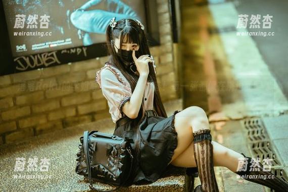落落Raku 落落Raku的学姐写真集,最新内容!每一张都像在挑逗我眼球!