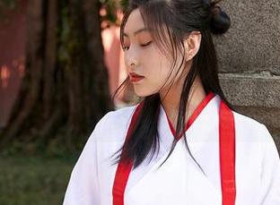 蜜桃社 - 李宝宝黑色作品的定制图片，那种神秘感让人禁不住想靠近