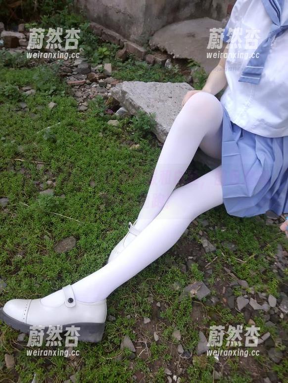 西尔酱 西尔酱说:只需要校服和白丝,图包詹姆斯里偷跑!