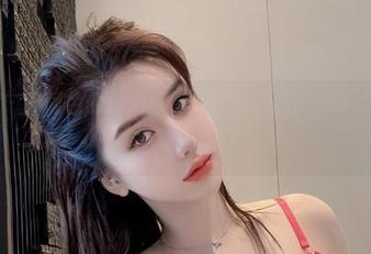 微密圈 - 看阿色的自拍写真,我才明白什么叫‘勇气’和‘自黑’!