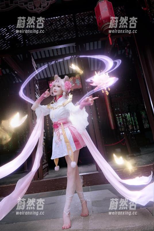 露儿大魔王 露儿大魔王放出菲欧娜的原图,大家都来了,分享吧别害羞!