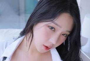 韩国CoCo,你在用美图写何时的女孩呢?我的笔记本都快被你承包了!
