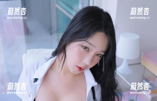 韩国CoCo 韩国CoCo,你在用美图写何时的女孩呢?我的笔记本都快被你承包了!