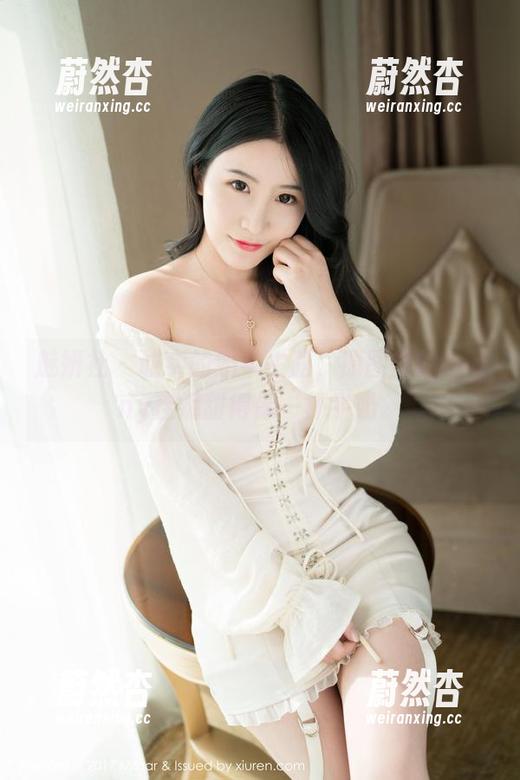 魅妍社-Jenny佳妮 魅妍社 - 诚实的奶牛主题,原图里的Jenny佳妮甜得像一杯牛奶。