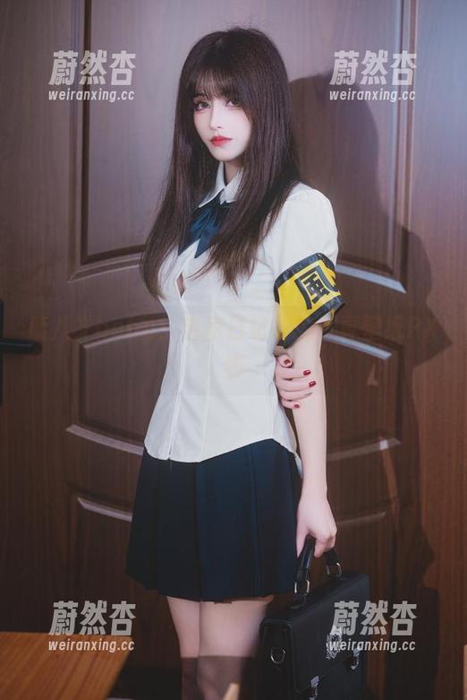 鹿八岁baby 鹿八岁baby:宅家日记里的写真壁纸PK赛