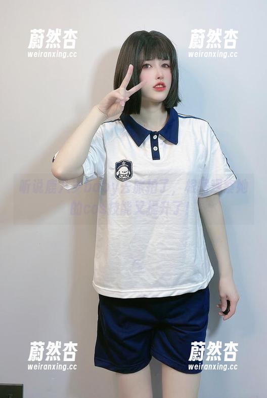 鹿八岁baby 听说鹿八岁baby去旅拍了,根据观察她的cos技能又提升了!