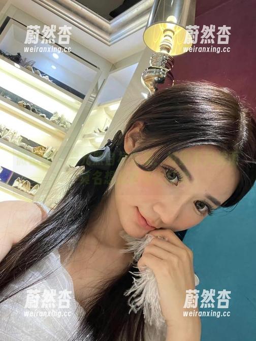 黎允熙 微密圈 - 黎允熙白裙合集:好像春风拂面,莫名想在草地上打滚